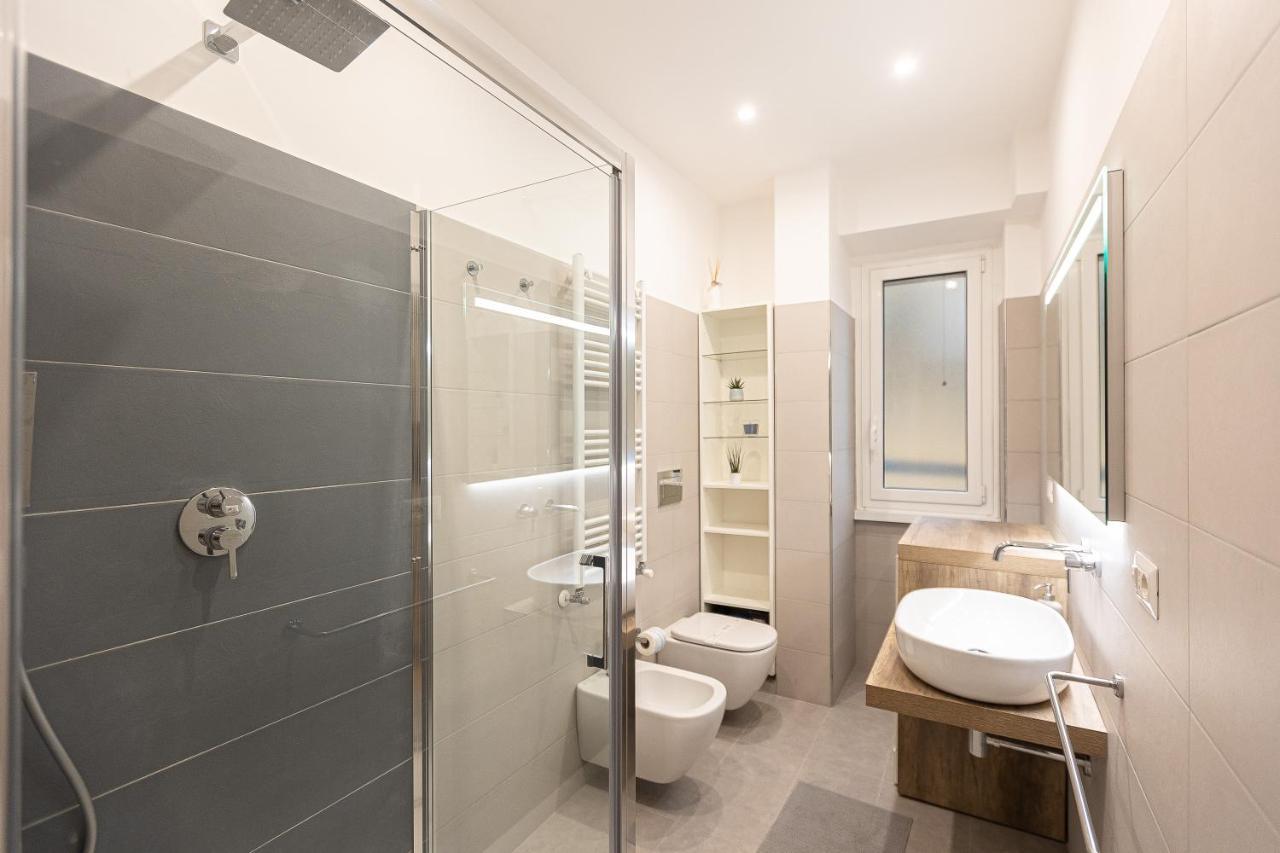 Matilde Modern Apartment-Rental In Рим Экстерьер фото